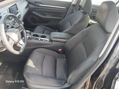 Used 2019 Nissan Altima 2.5 SV AWD/4WD image 9