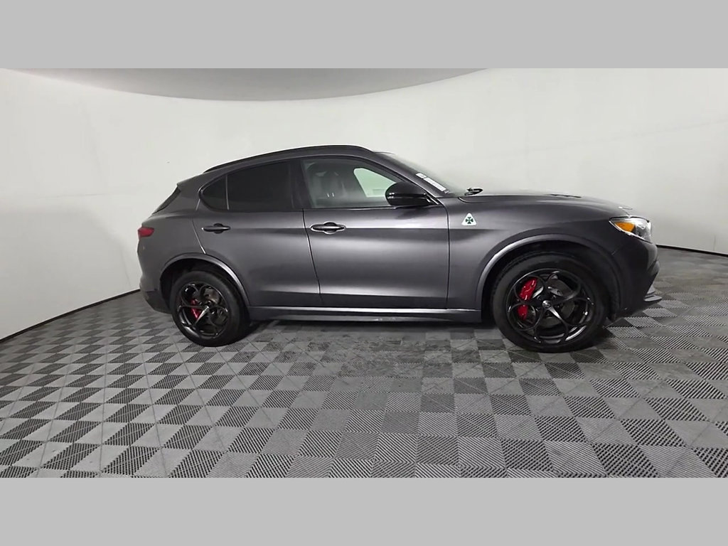 Used 2022 Alfa Romeo Stelvio Quadrifoglio w/ Active Assist Plus Package AWD/4WD image 39