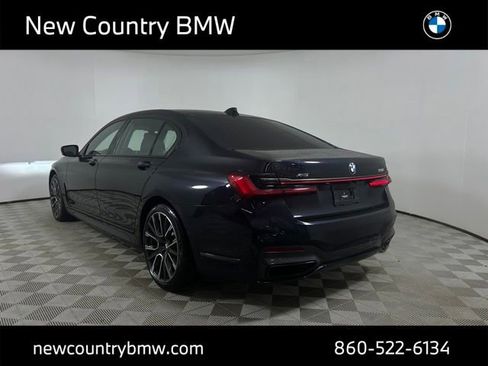 Used 2020 BMW 750i xDrive w/ Autobahn Package image 5