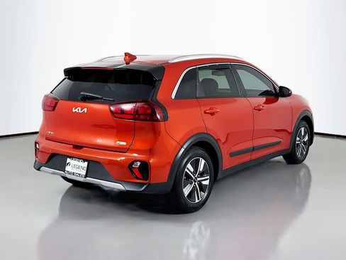 Used 2022 Kia Niro LXS FWD image 5