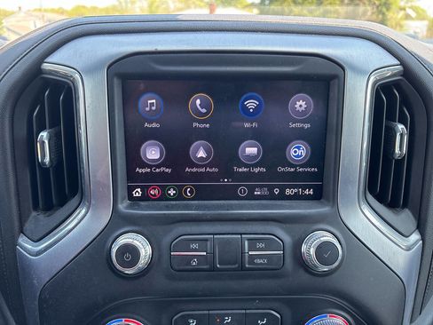 Used 2020 GMC Sierra 1500 Elevation w/ Elevation Value Package AWD/4WD image 17