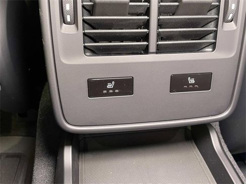 New 2026 Porsche Taycan GTS image 28