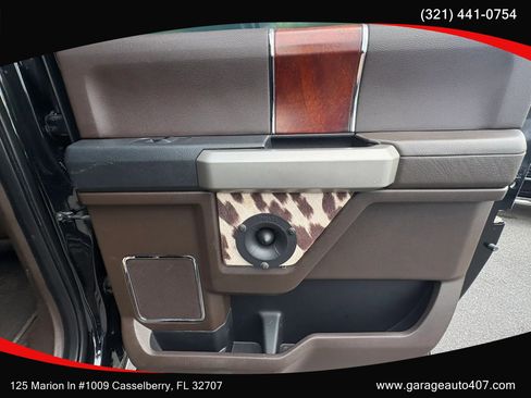 Used 2015 Ford F150 King Ranch w/ Equipment Group 601A Luxury AWD/4WD image 40