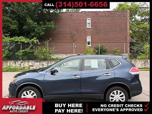 Used 2015 Nissan Rogue S AWD/4WD image 2