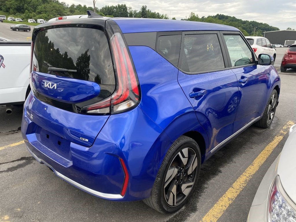Used 2023 Kia Soul GT-Line FWD image 6