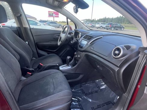Used 2016 Chevrolet Trax LS image 13