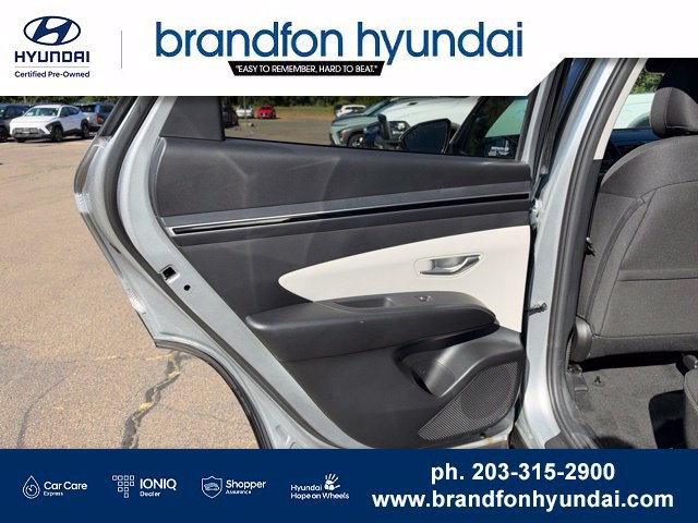Certified 2023 Hyundai Tucson SEL w/ Winter Package AWD/4WD image 10