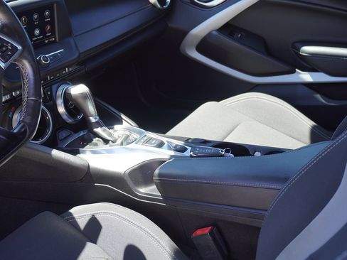 Used 2021 Chevrolet Camaro LT RWD image 18