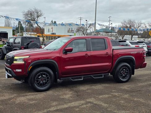 Used 2022 Nissan Frontier PRO-4X w/ Pro-4X Premium Package image 38