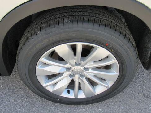New 2026 Mitsubishi Outlander ES FWD image 14