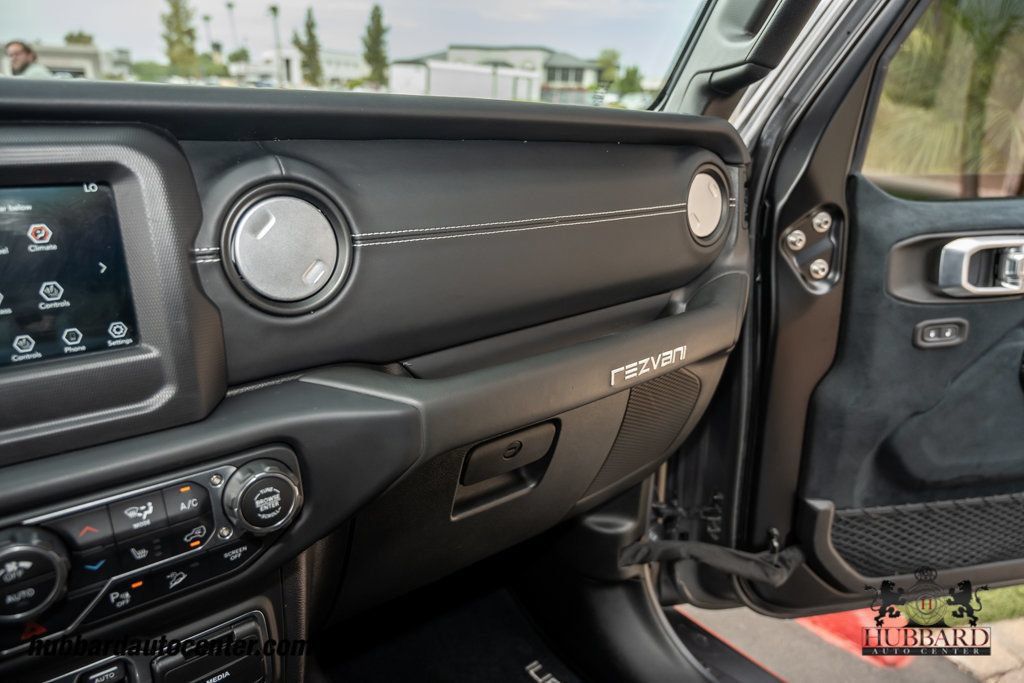 Used 2019 Jeep Wrangler Unlimited Sport S AWD/4WD image 25