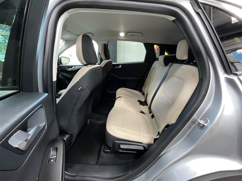 Used 2021 Ford Escape SE w/ Cold Weather Package AWD/4WD image 24
