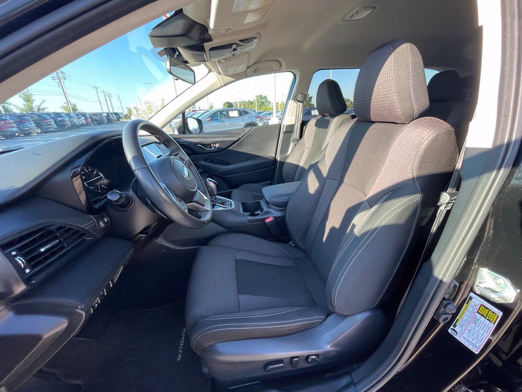 Used 2023 Subaru Outback Premium AWD/4WD image 18