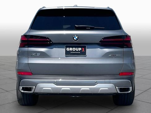Used 2026 BMW X5 xDrive40i AWD/4WD image 4