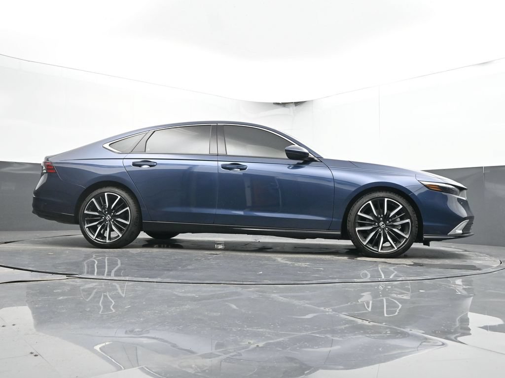 Used 2025 Honda Accord Touring image 23