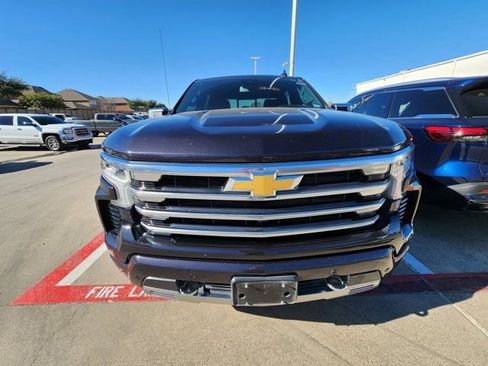 Used 2024 Chevrolet Silverado 1500 High Country w/ High Country Premium Package image 2