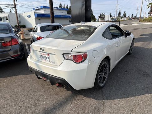 Used 2015 Scion FR-S RWD image 4