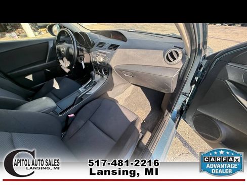 Used 2011 MAZDA MAZDA3 i Sport FWD image 19