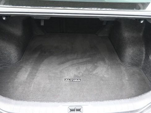Used 2024 Nissan Altima 2.5 SV FWD image 23