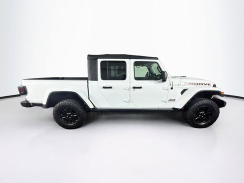 Used 2022 Jeep Gladiator Mojave AWD/4WD image 10