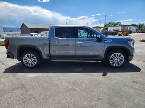 Used 2021 GMC Sierra 1500 Denali w/ Denali Ultimate Package AWD/4WD image 4