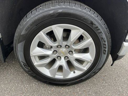 Used 2020 Chevrolet Silverado 1500 Custom w/ Custom Value Package image 27