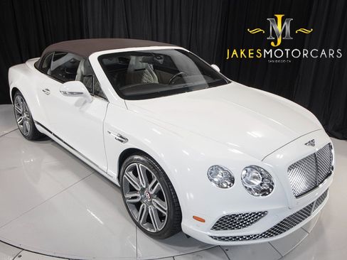 Used 2016 Bentley Continental GTC image 16