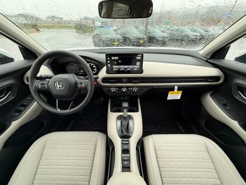 New 2026 Honda HR-V LX image 13