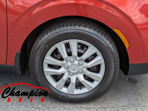 Used 2020 Kia Soul LX FWD image 12