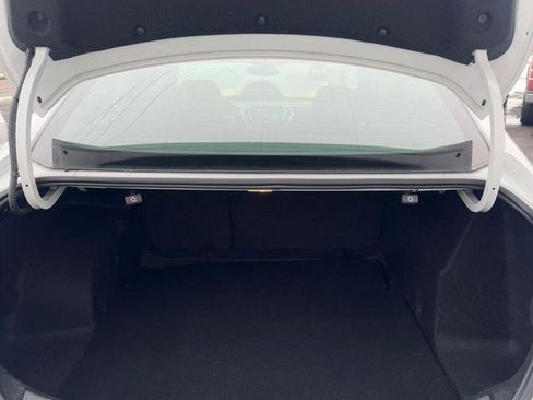 Used 2016 Chevrolet Malibu LT image 23