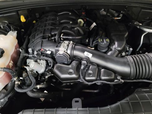 Used 2021 Jeep Grand Cherokee L Limited image 30