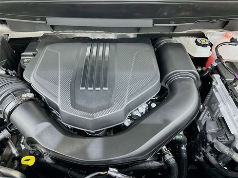 New 2026 Buick Enclave Sport Touring w/ Power Package image 32