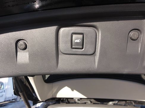 Used 2017 Nissan Murano SL w/ SL Technology Package image 19