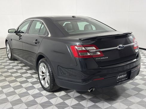 Used 2013 Ford Taurus SHO image 7