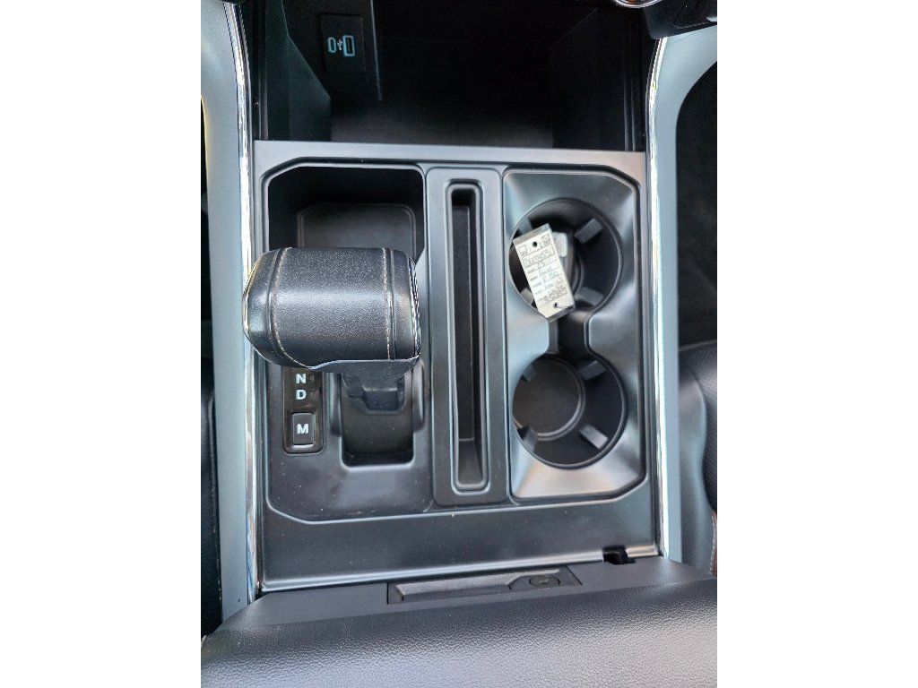 Used 2023 Ford F150 Lariat AWD/4WD image 29