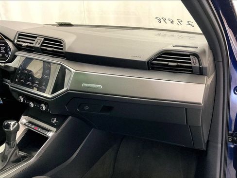 Used 2025 Audi Q3 2.0T Premium AWD/4WD image 13