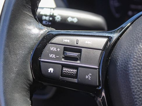Used 2023 Honda HR-V EX-L image 30