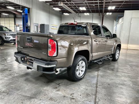 Used 2016 GMC Canyon SLE w/ SLE Convenience Package image 8