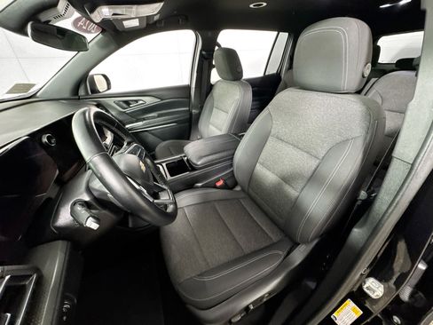 Used 2024 Chevrolet Traverse LT AWD/4WD image 13