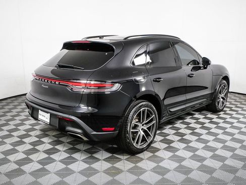 Certified 2024 Porsche Macan AWD w/ Premium Plus Package image 32