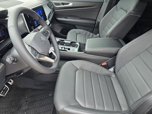 New 2026 Volkswagen Atlas Cross Sport SEL R-Line AWD/4WD image 11