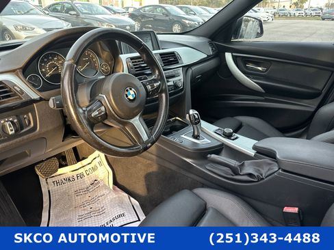 Used 2018 BMW 320i Sedan image 24