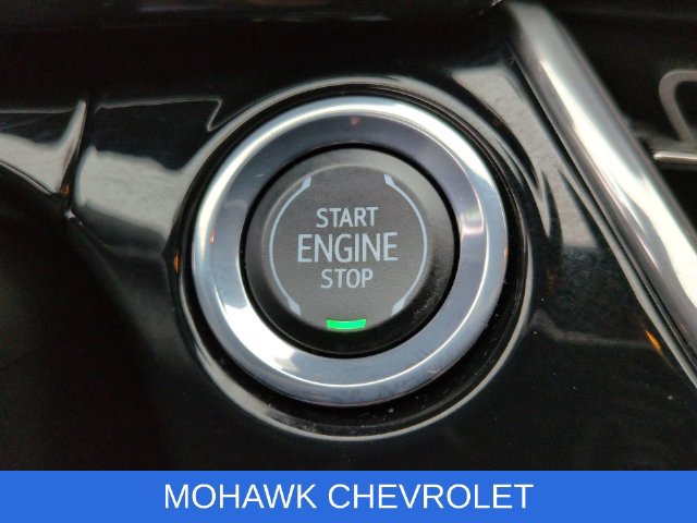 Certified 2024 Chevrolet Trax RS w/ Sunroof Package FWD image 17