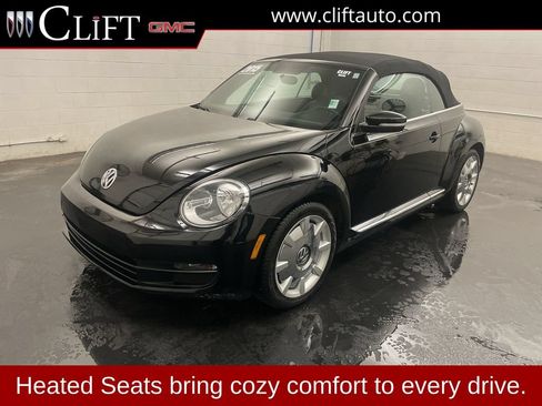 Used 2015 Volkswagen Beetle 1.8T FWD image 1