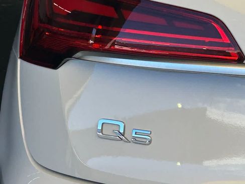 Used 2022 Audi Q5 2.0T Prestige w/ Prestige Package AWD/4WD image 6