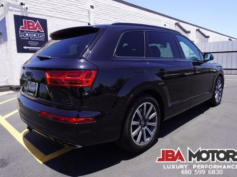 Used 2017 Audi Q7 3.0T Prestige w/ Prestige Package AWD/4WD image 3
