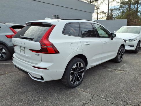 New 2026 Volvo XC60 B5 Plus w/ Protection Package Premier image 3