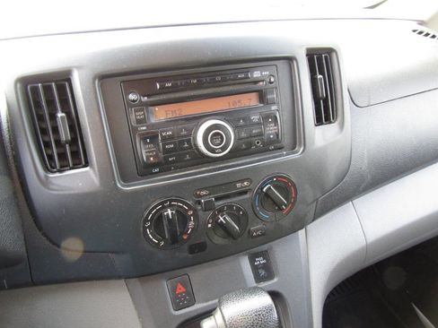 Used 2017 Nissan NV200 S image 12