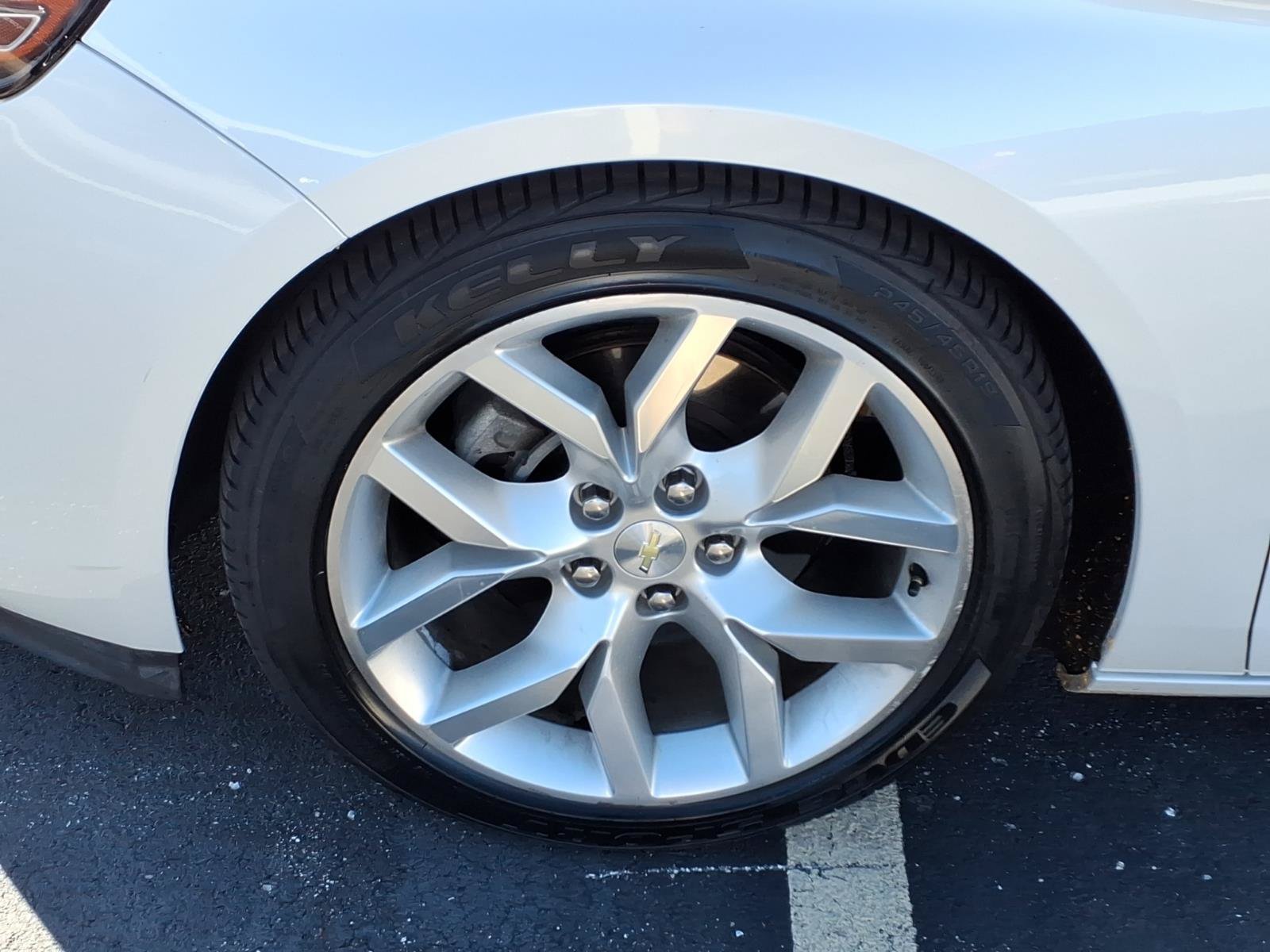 Used 2017 Chevrolet Impala Premier w/ Enhanced Convenience Package FWD image 31