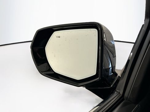 Used 2024 Chevrolet Tahoe Premier image 16